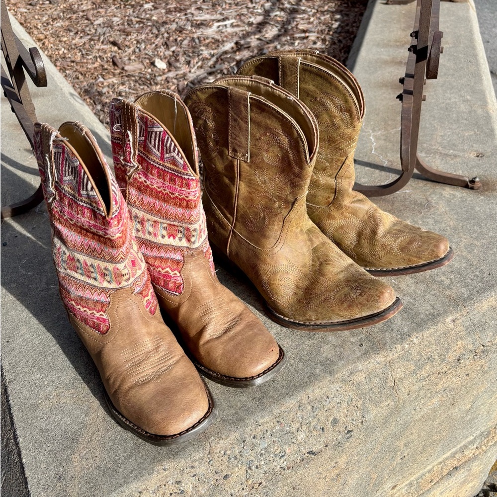 Mother Daughter Roper boots 11 & 2